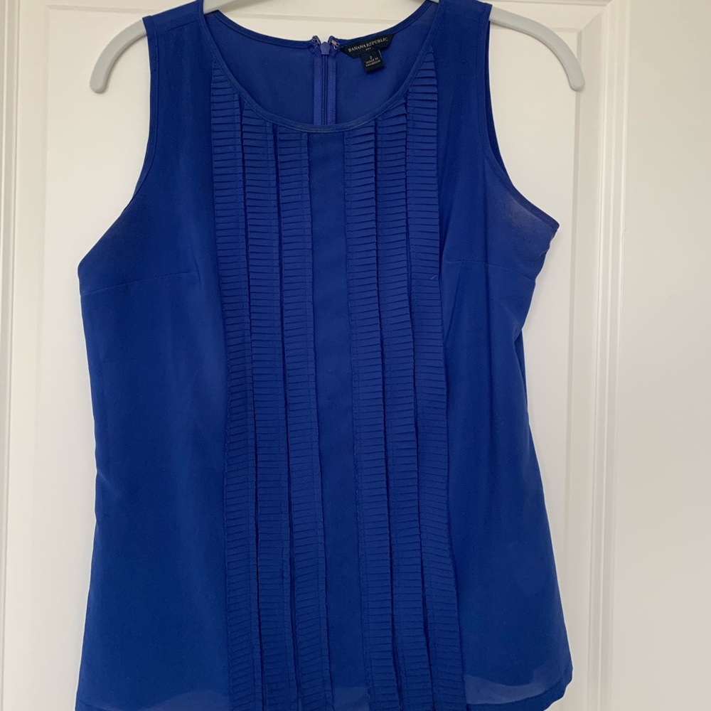 Banana Republic Textured Blouse